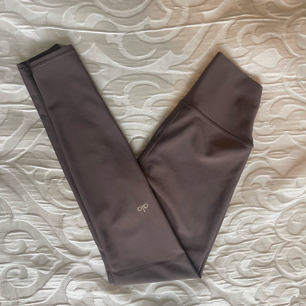 Alo yoga hot cocoa leggings airlift